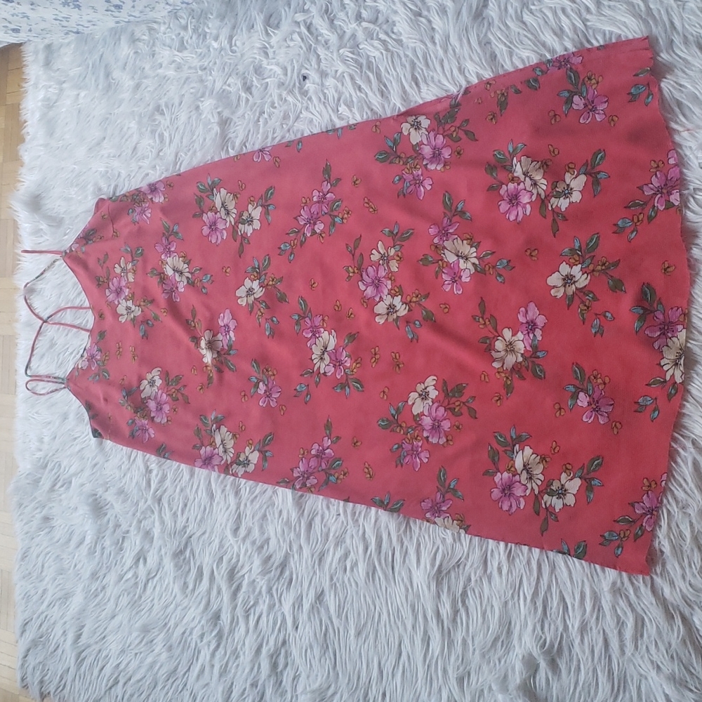 Long flowery flowy dress